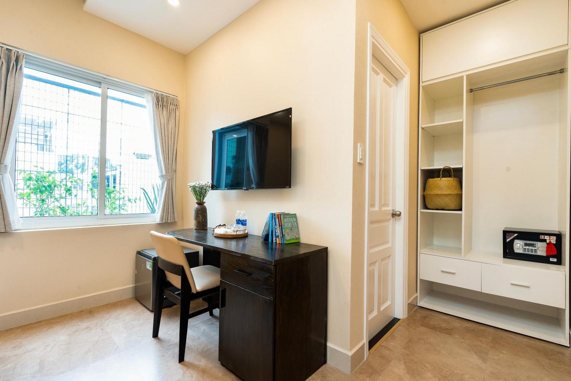 Hemtouch House Khách sạn